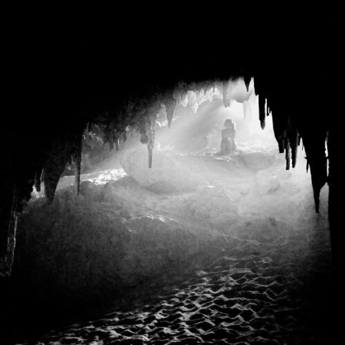 Djara Cave - white desert -egypt