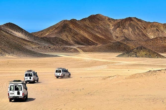Travel photo of Hurghada desert safari: jeep safari